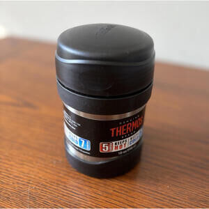 Thermos Stainless Steel Double Wall 10 oz Food Jar Vacuum Insulated 2330STW2